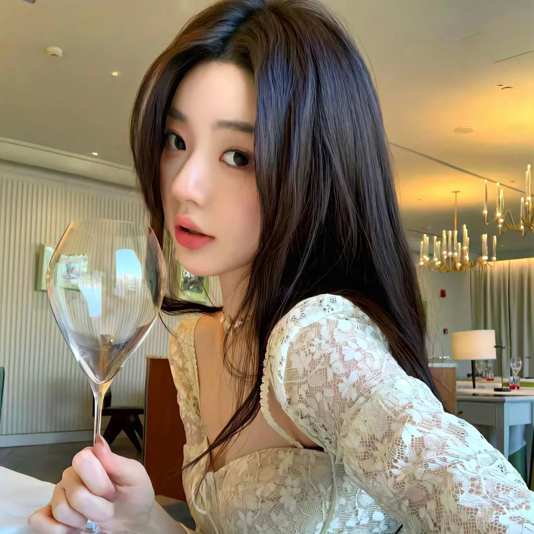 夫人流产后，疯批总裁他慌了